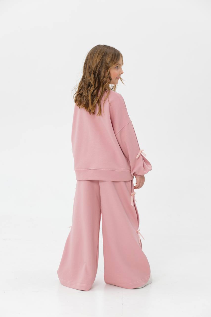 Suit with joggers