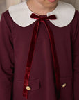 Dress with a collar